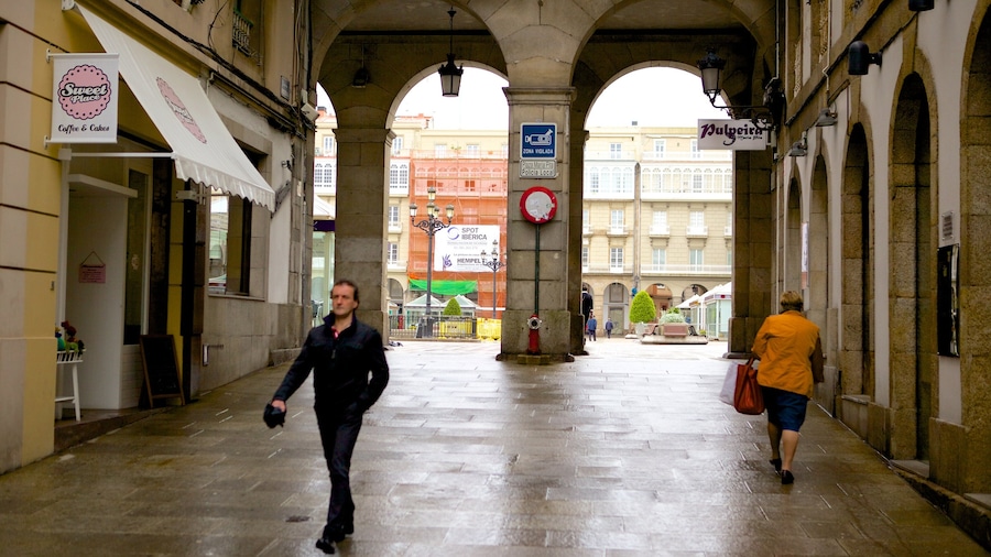 La Coruña som viser gadeliv