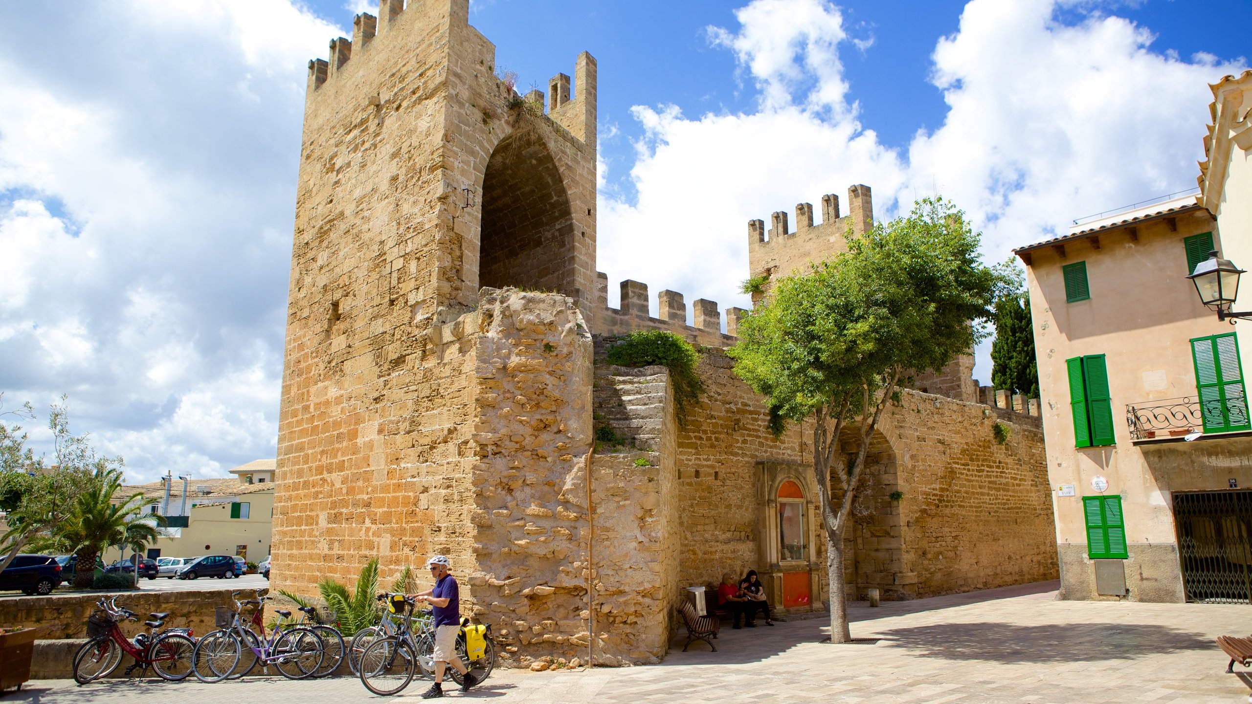 alcudia tourist information office