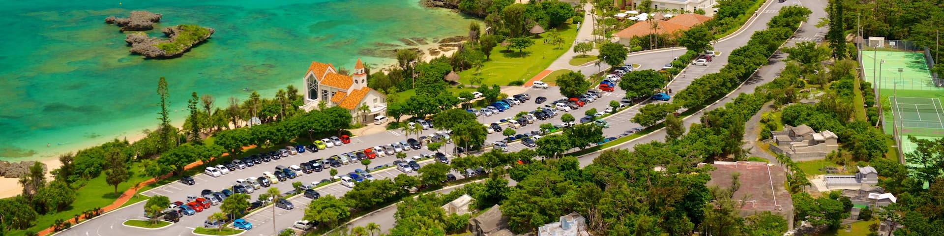 Cape Manza which includes general coastal views