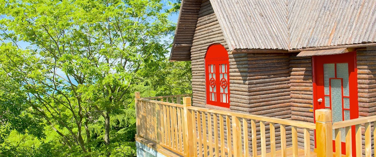 Qingdao featuring a house