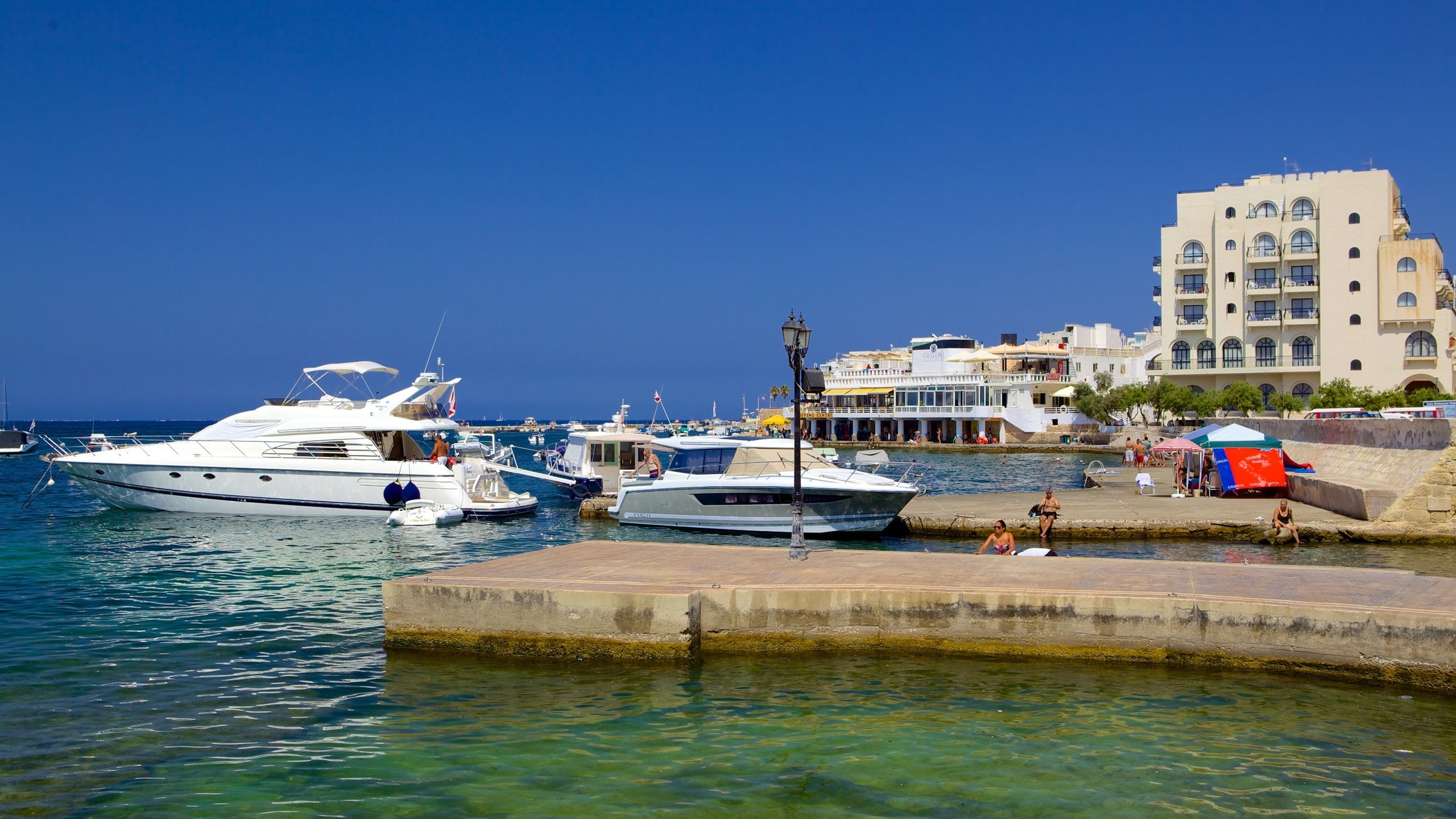 St. Paul\'s Bay which includes a bay or harbor