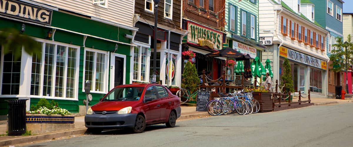 Dartmouth montrant scènes de rue