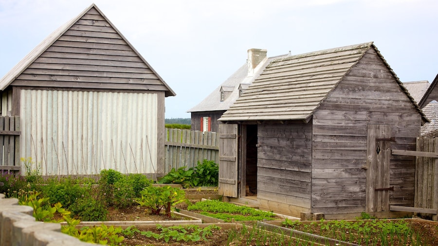Fortaleza de Luisburgo que incluye tierras de cultivo