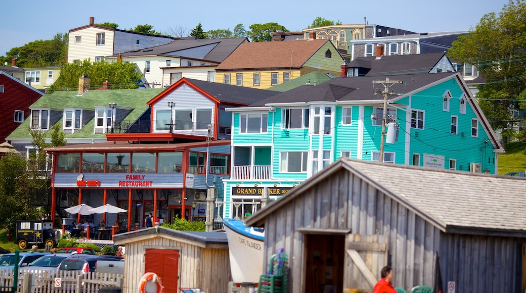 Lunenburg showing a house