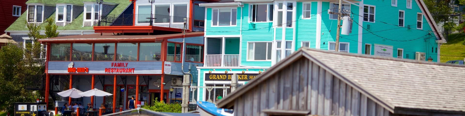 Lunenburg welches beinhaltet Haus