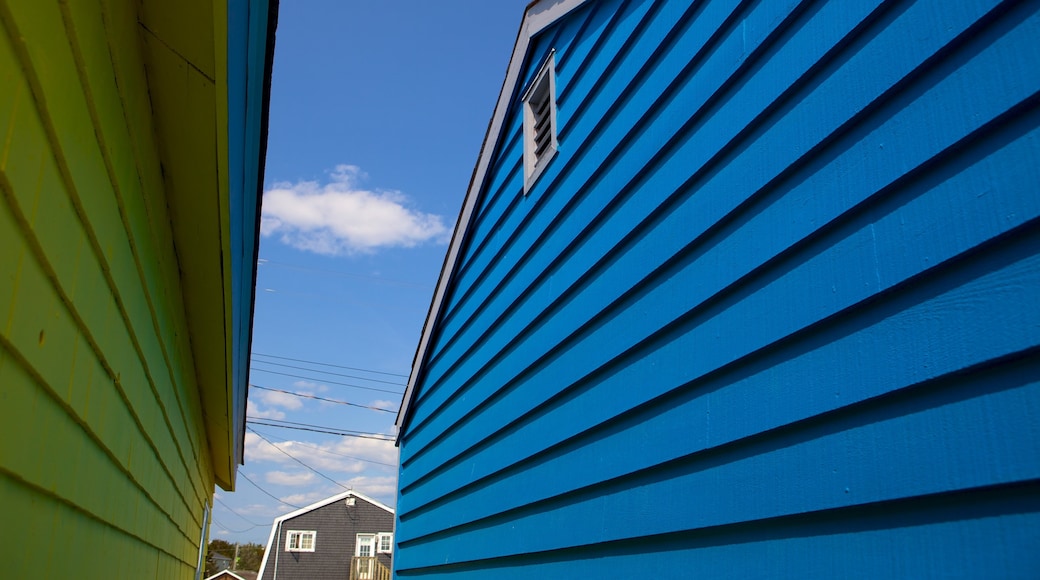 Fisherman\'s Cove featuring a house