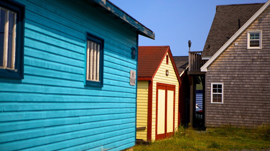 Fisherman\'s Cove showing a house