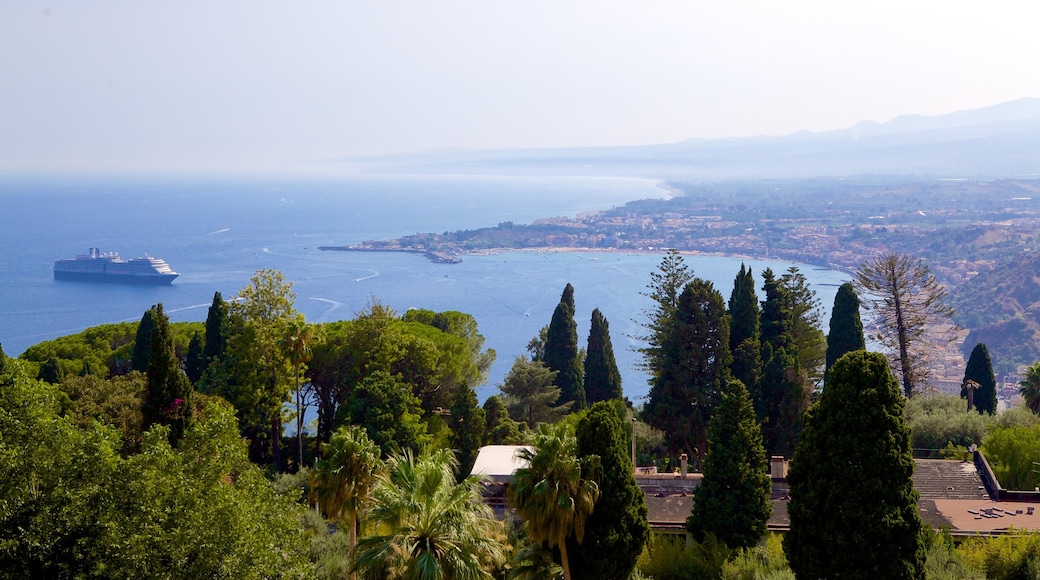 Messina mostrando paisagens litorâneas