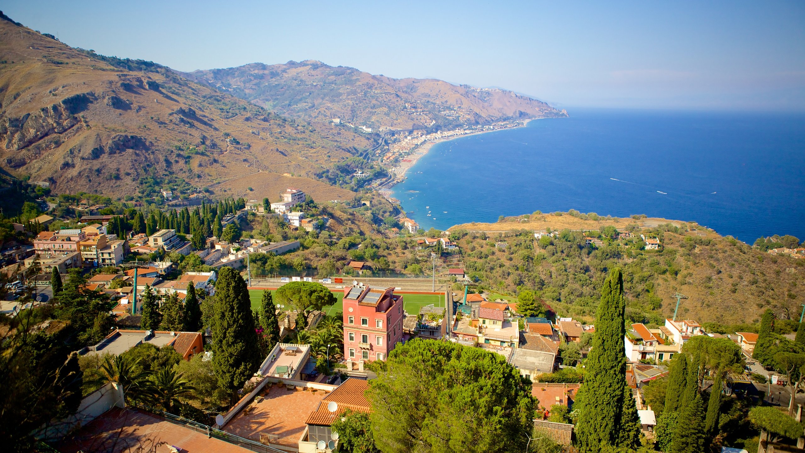 The Time Traveler's Guide to Sicily: History for Visitors