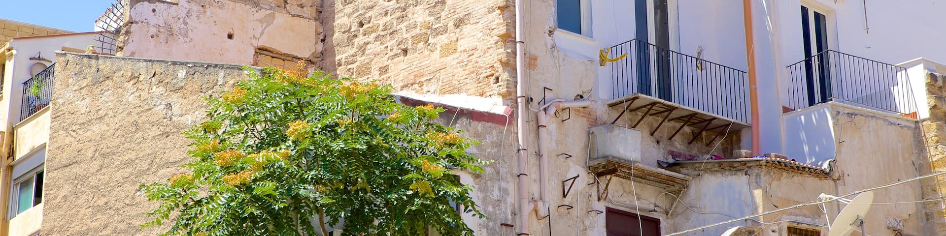 Provinz Palermo welches beinhaltet Haus und historische Architektur