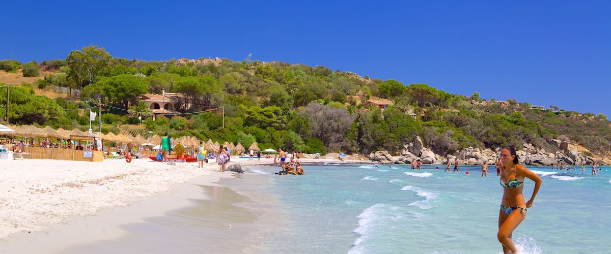 Playa Simius que incluye una playa de arena