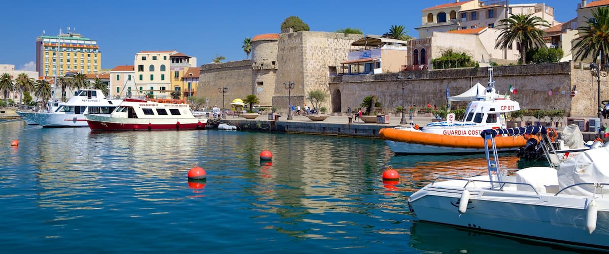 Alghero - Sardaigne Nord qui includes marina