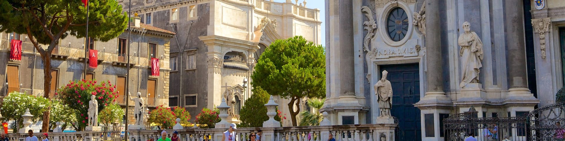 Cathedral Square featuring a church or cathedral, religious elements and heritage architecture