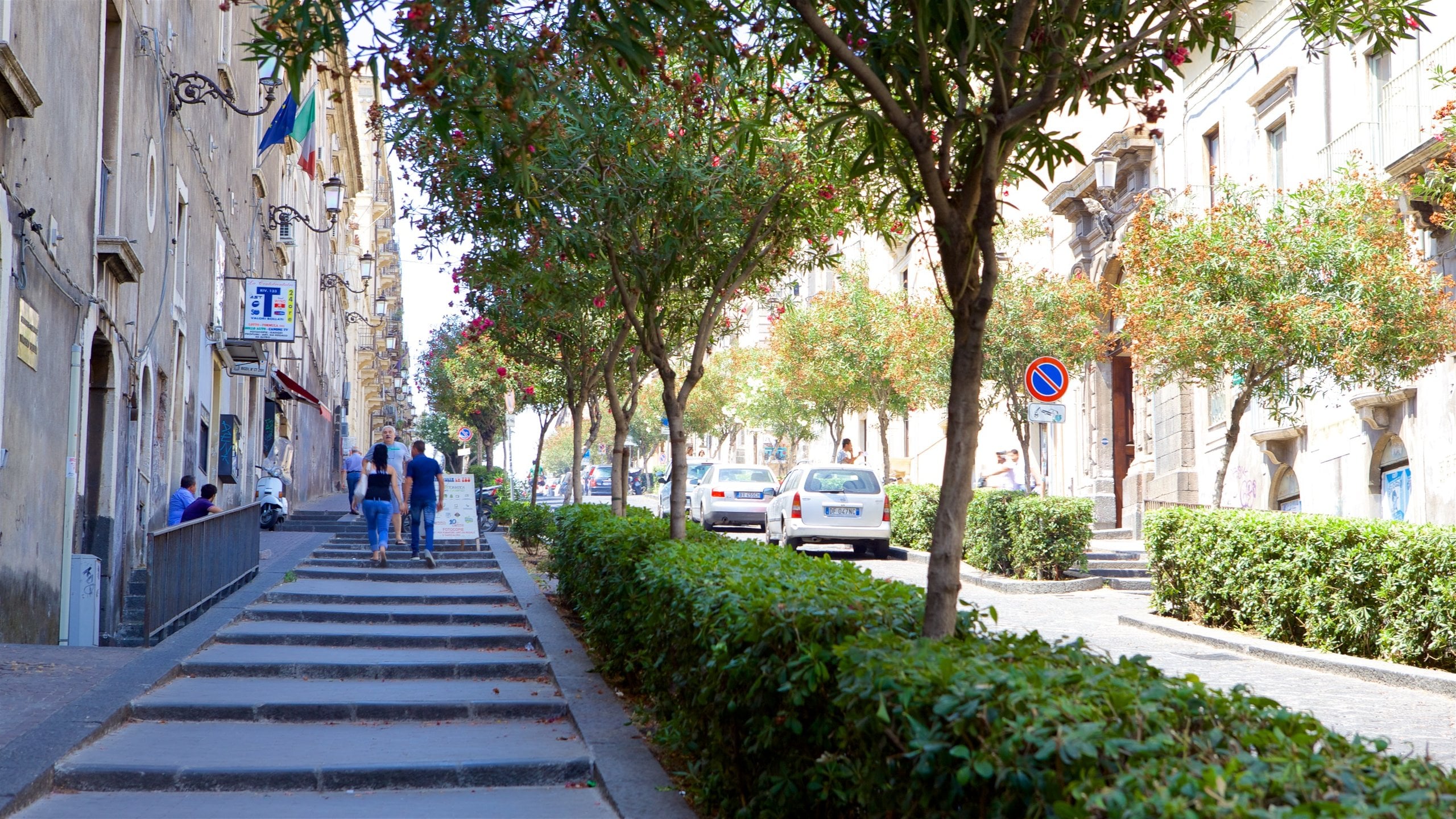 Catania which includes street scenes