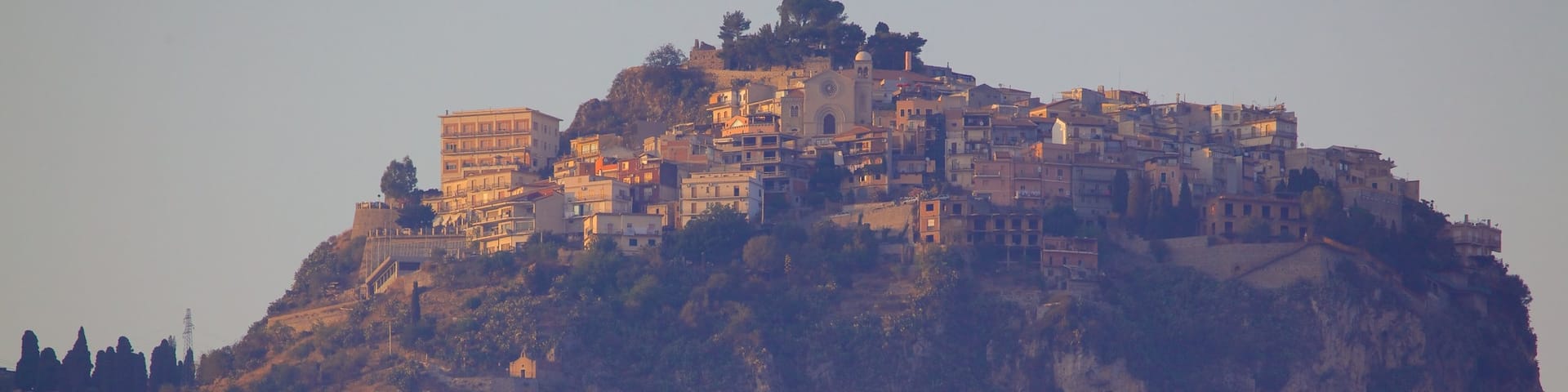 Giardini Naxos featuring a small town or village and mountains