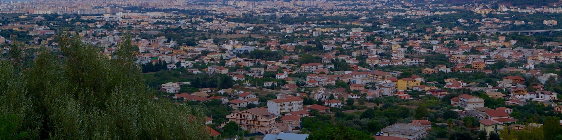 Monreale qui includes ville et coucher de soleil