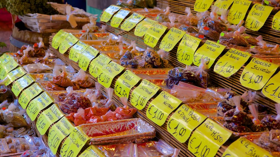 Il Capo Market showing food