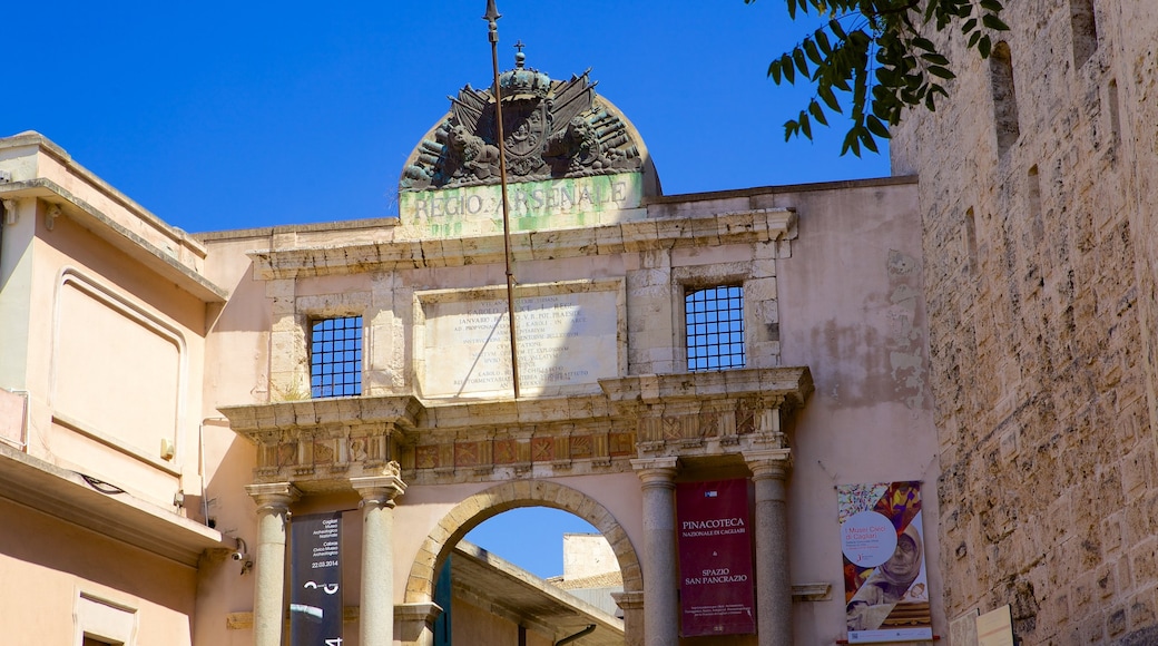 Museo arqueológico nacional mostrando patrimonio de arquitectura