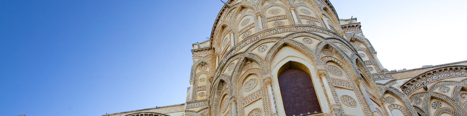 Cathedral of Monreale which includes religious elements, heritage architecture and a church or cathedral