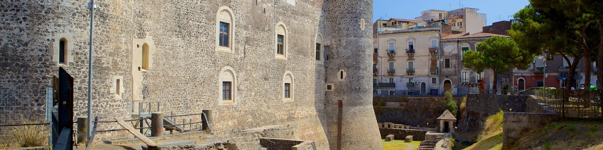 Castello Ursino welches beinhaltet historische Architektur und Burg