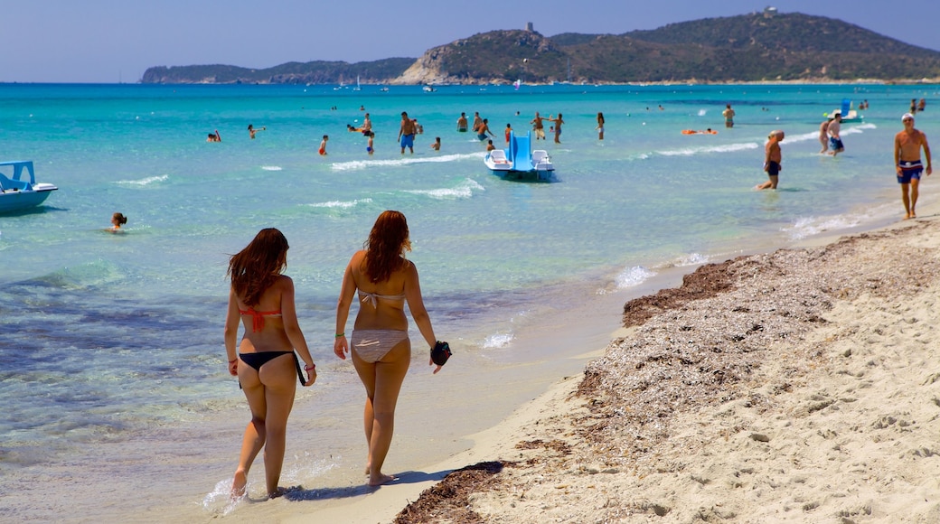 Playa Simius que incluye natación, deportes acuáticos y una playa de arena