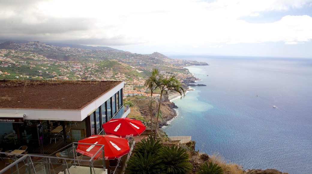 Cabo Girao showing general coastal views