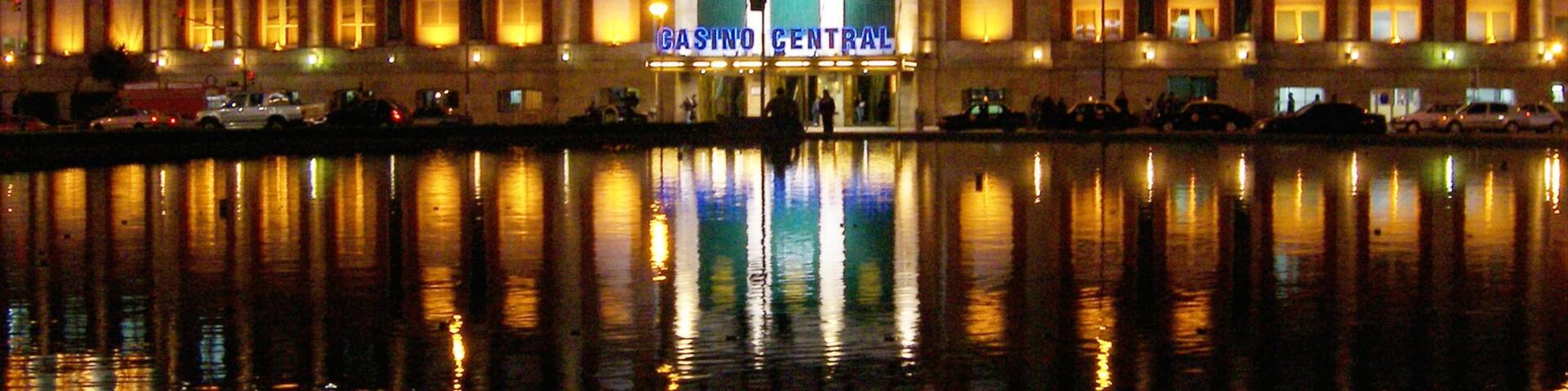 Mar del Plata featuring a casino and night scenes