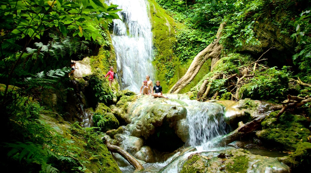 Mele Cascades