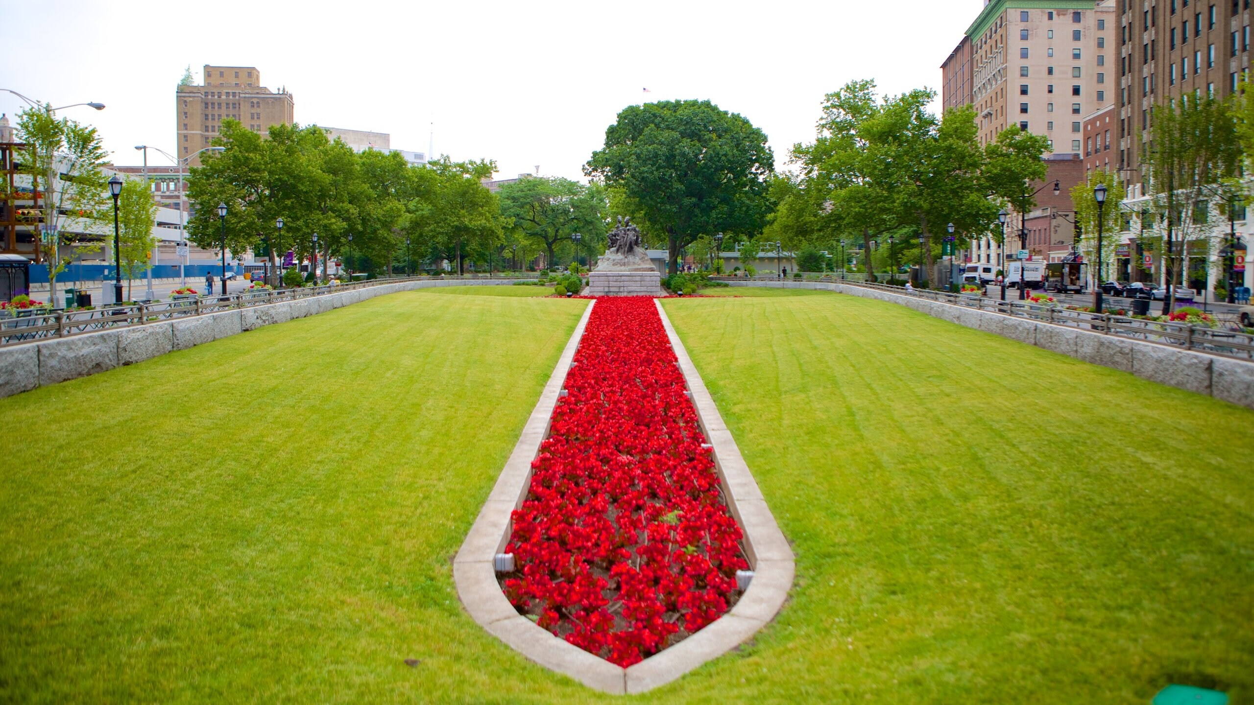 Newark which includes a park and flowers