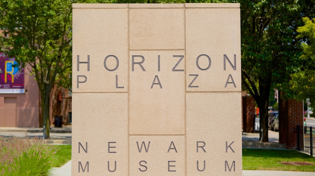 Newark Museum que inclui sinalização