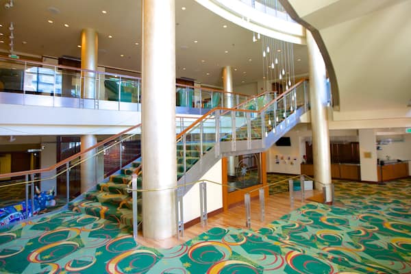 The Bushnell Performing Arts Center montrant vues intérieures