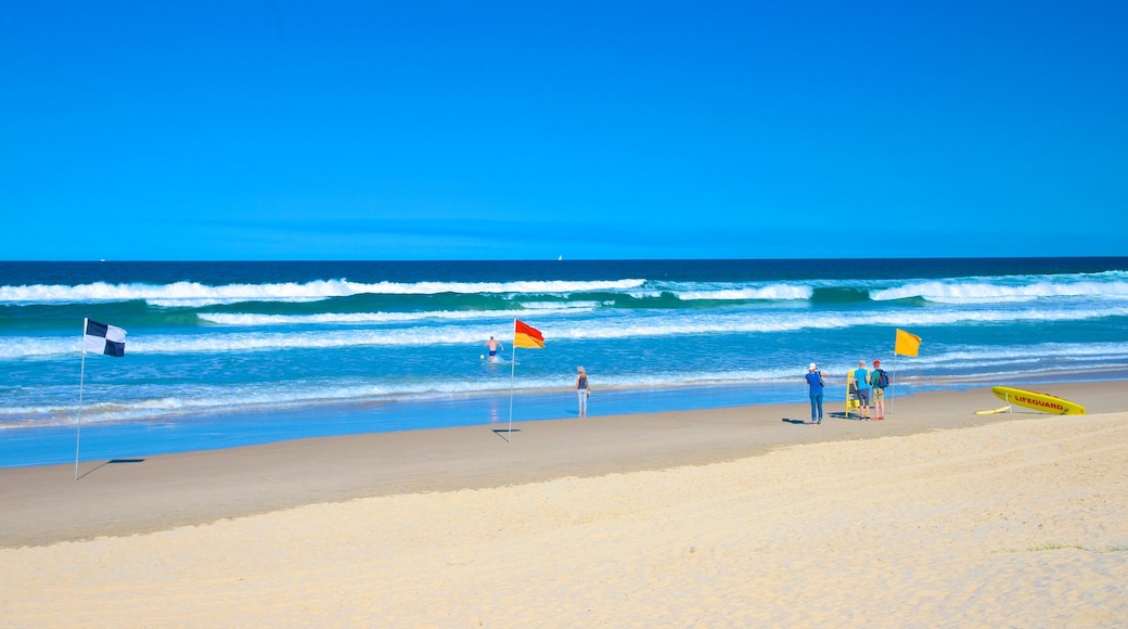 Peregian Beach som omfatter en strand