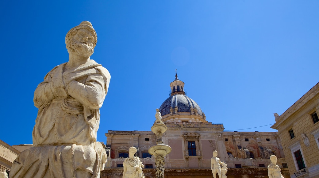 Via Maqueda mostrando statua o scultura, architettura d\'epoca e oggetti d\'epoca