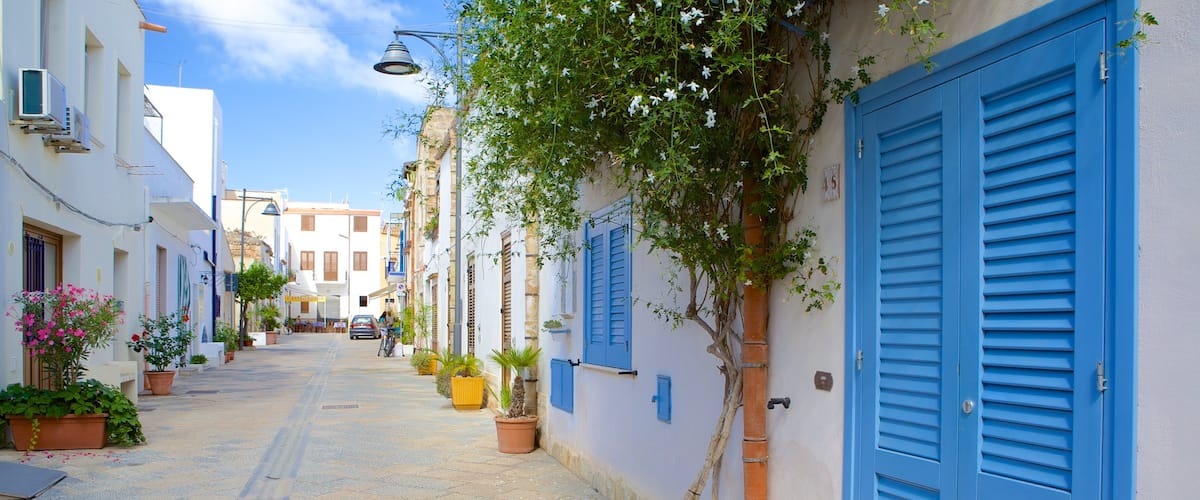 San Vito Lo Capo ofreciendo escenas urbanas