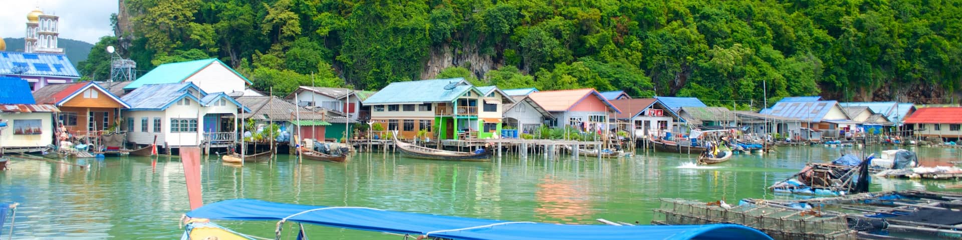 Phang Nga mettant en vedette navigation, ville cĂŽtiĂšre et panoramas