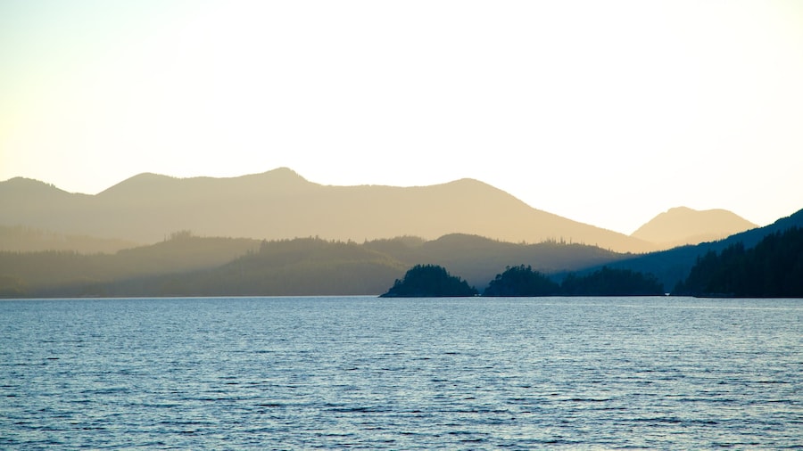 Clayquot Arm Provincial Park which includes mist or fog, mountains and a sunset