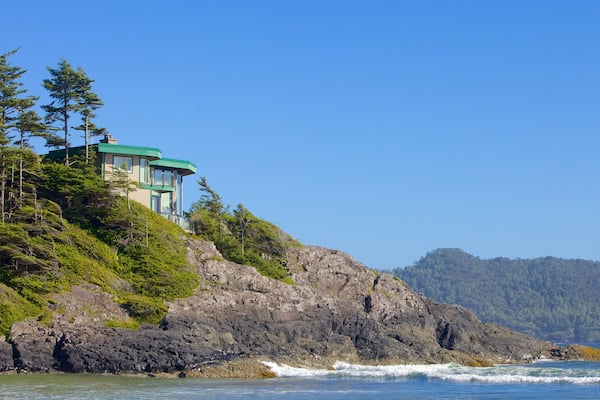 Chesterman Beach montrant vues littorales et côte rocheuse