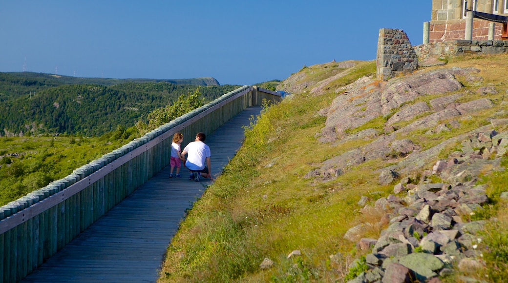 Cabot Tower bevat landschappen en ook een gezin