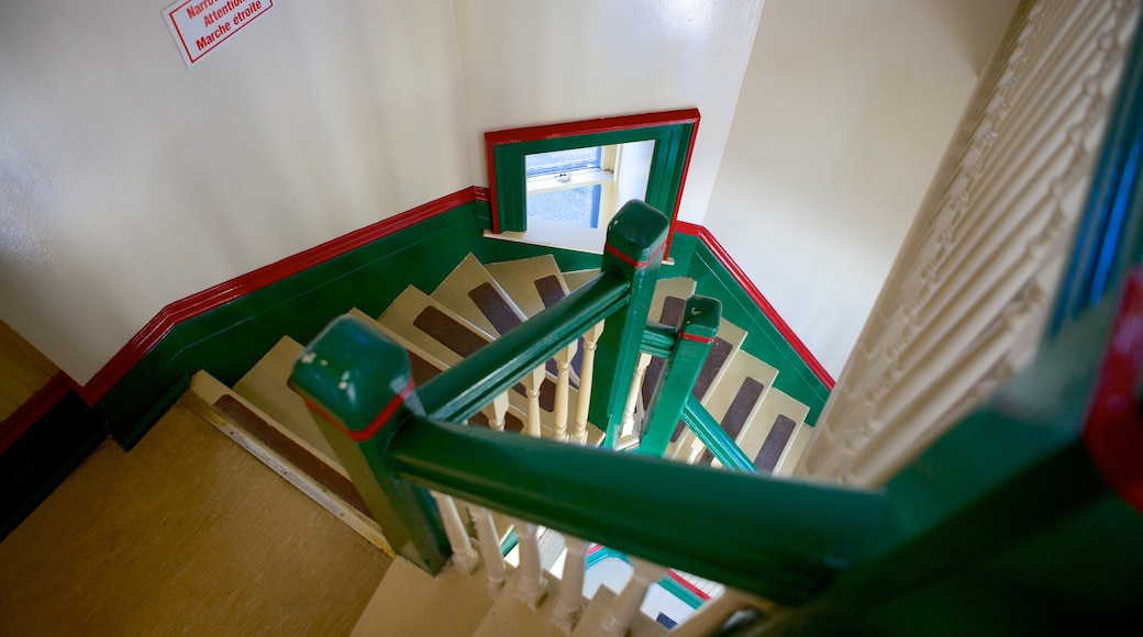 Cabot Tower showing interior views