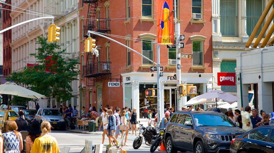 SoHo - Tribeca showing street scenes and a city