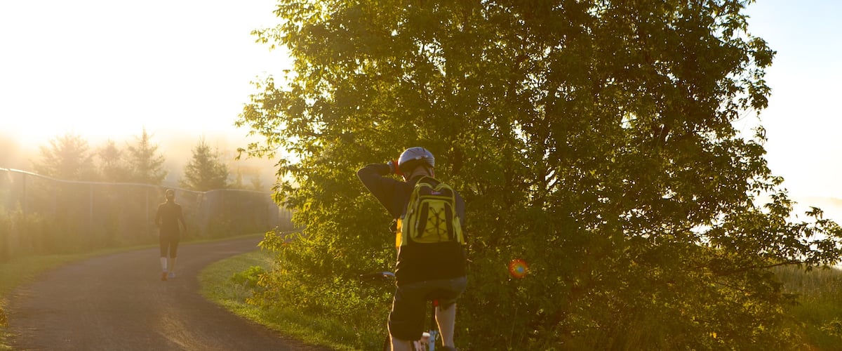 Dieppe que incluye ciclismo y una puesta de sol