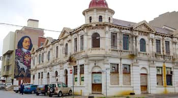 Downtown Johannesburg showing heritage architecture and outdoor art