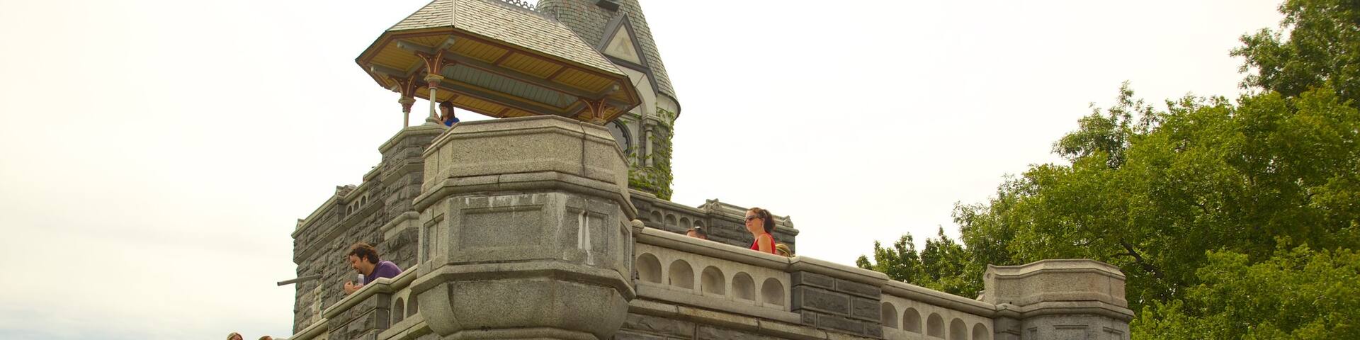 Belvedere Castle featuring château or palace
