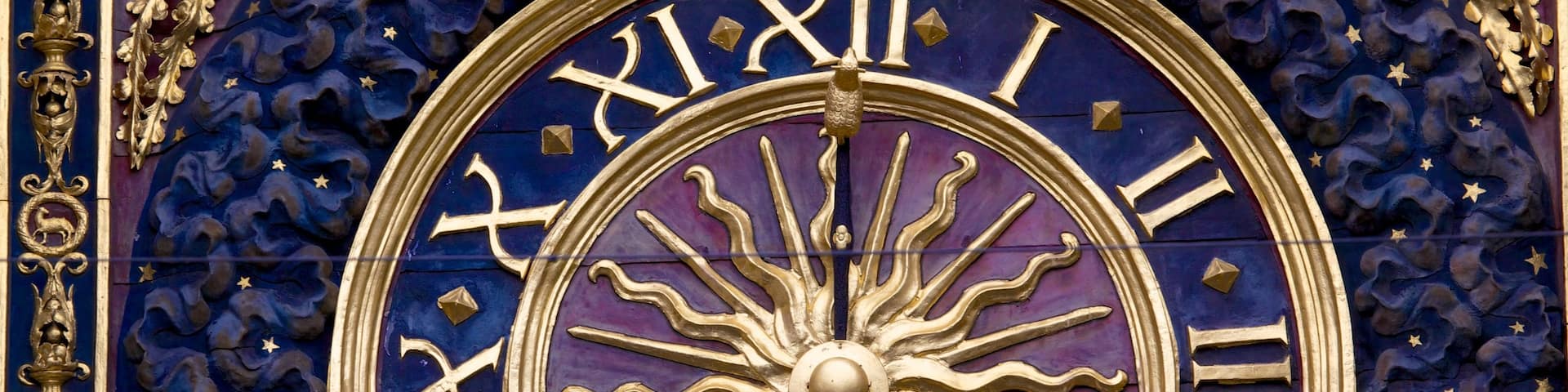 Gros Horloge which includes art