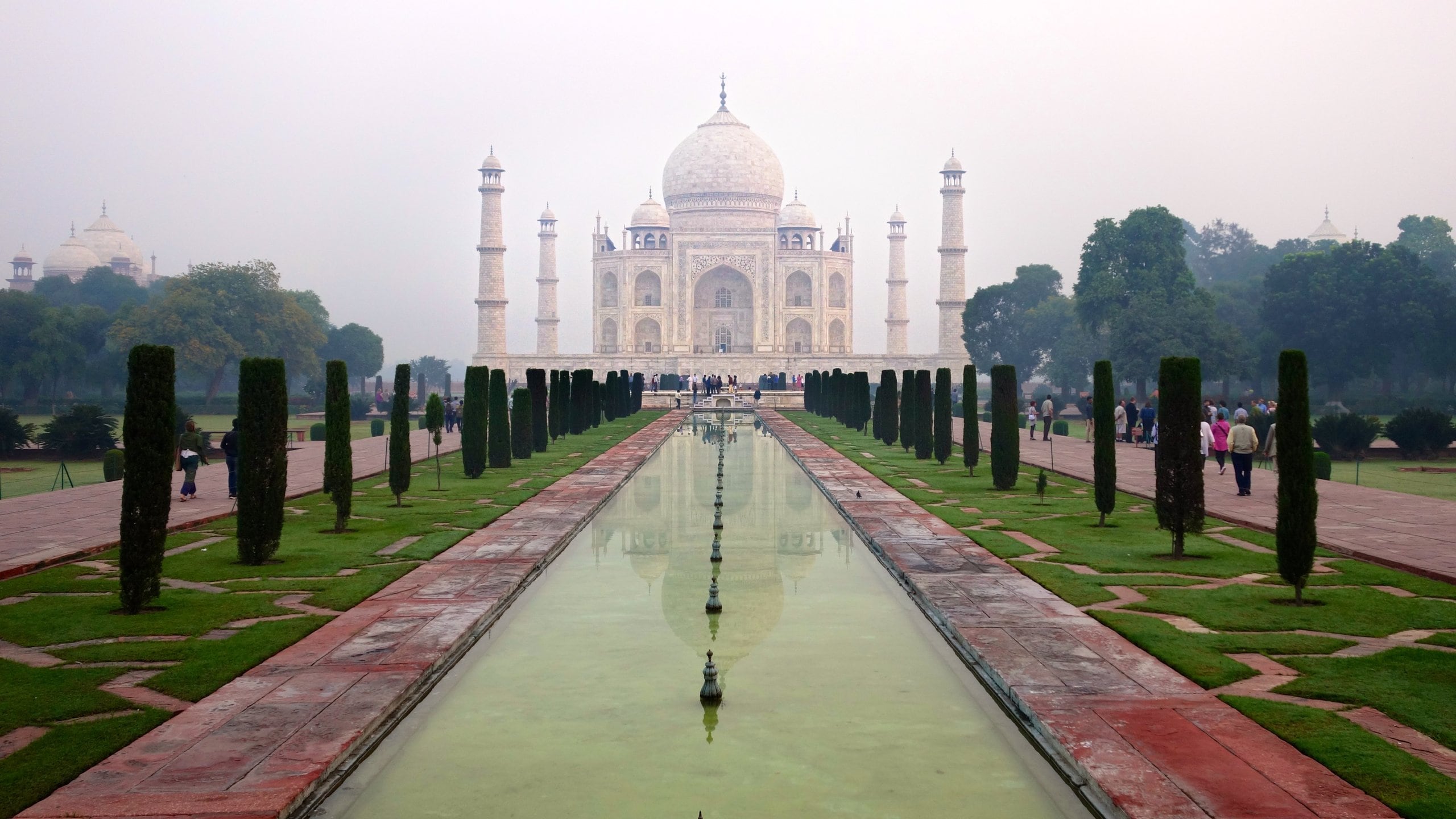 平山郁夫、Tha Taj Mahal Seen from Agra Taj mahal seen from agra fort hi-res stock photography and