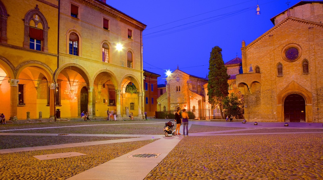 Basilika Santo Stefano welches beinhaltet bei Nacht, Kirche oder Kathedrale und historische Architektur