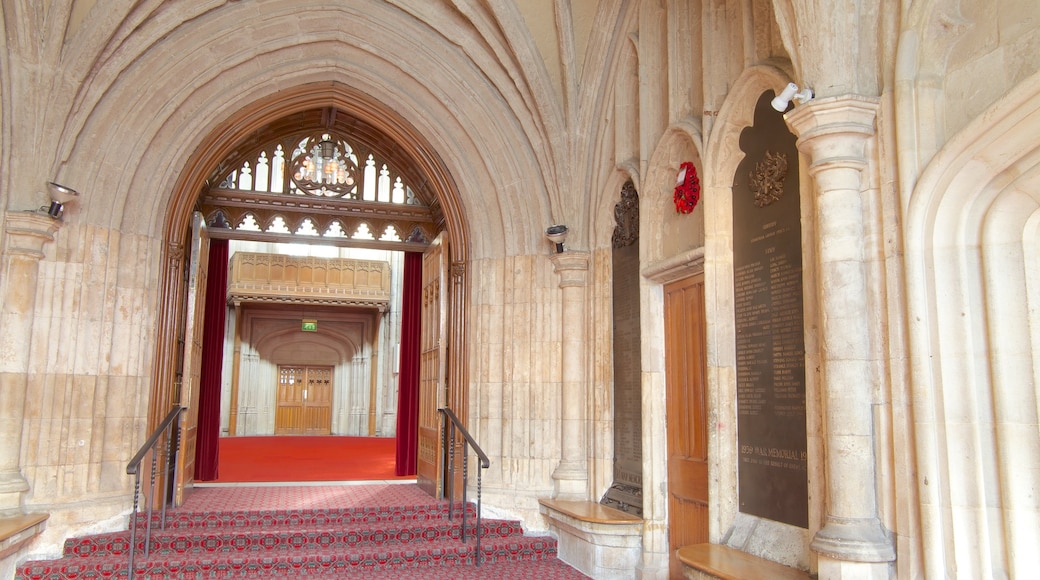 London Guildhall que incluye vistas interiores, patrimonio de arquitectura y elementos del patrimonio