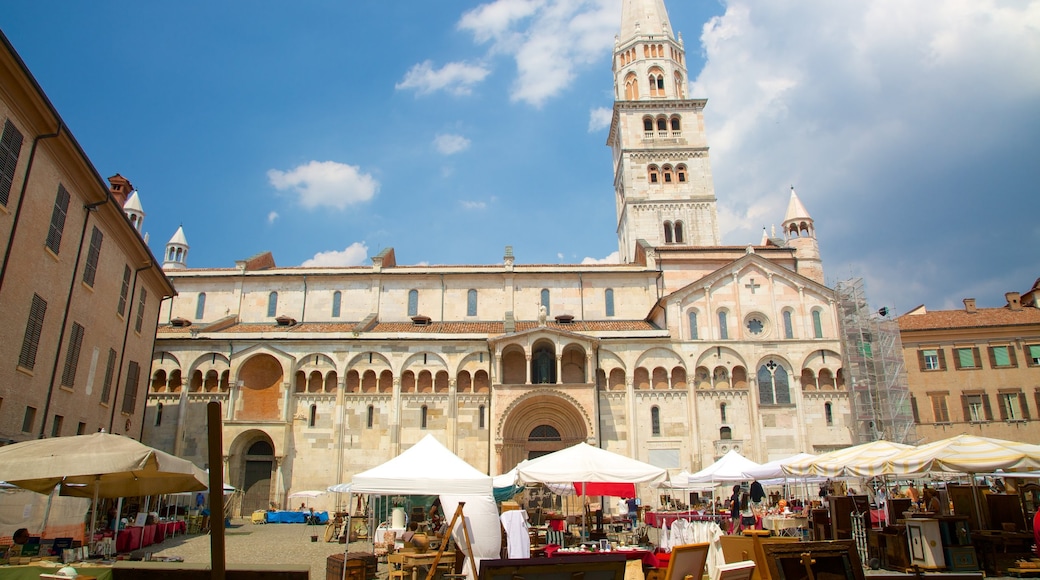 Modena mostrando mercati e piazza