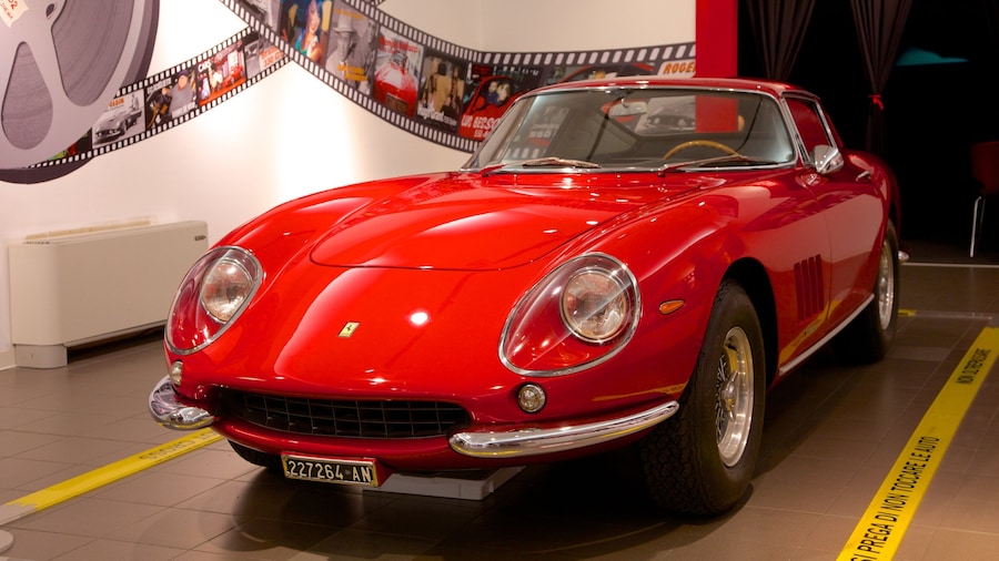 Bảo tàng Ferrari có tính năng cảnh nội thất