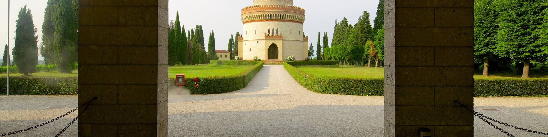 91373-Tower-Of-St-Martin-Torre-Di-San-Martino.jpg?impolicy=fcrop&w=1920 ...